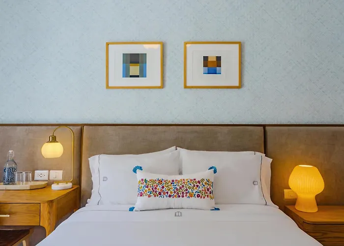 Hotel Condesa 4*