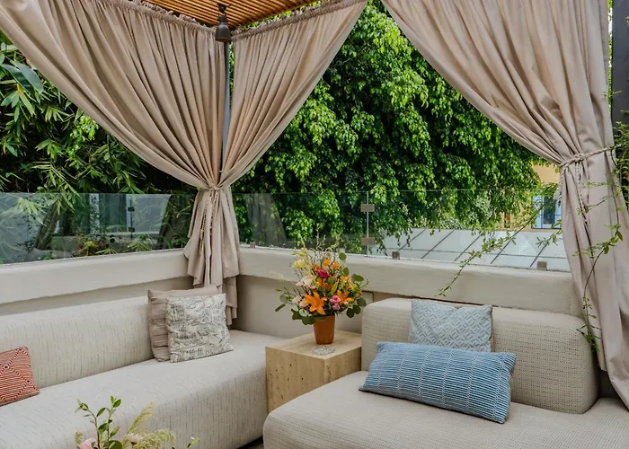 Hotel Condesa 4*