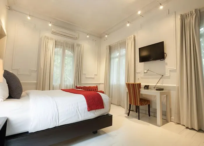 Condesa Hotel 4*